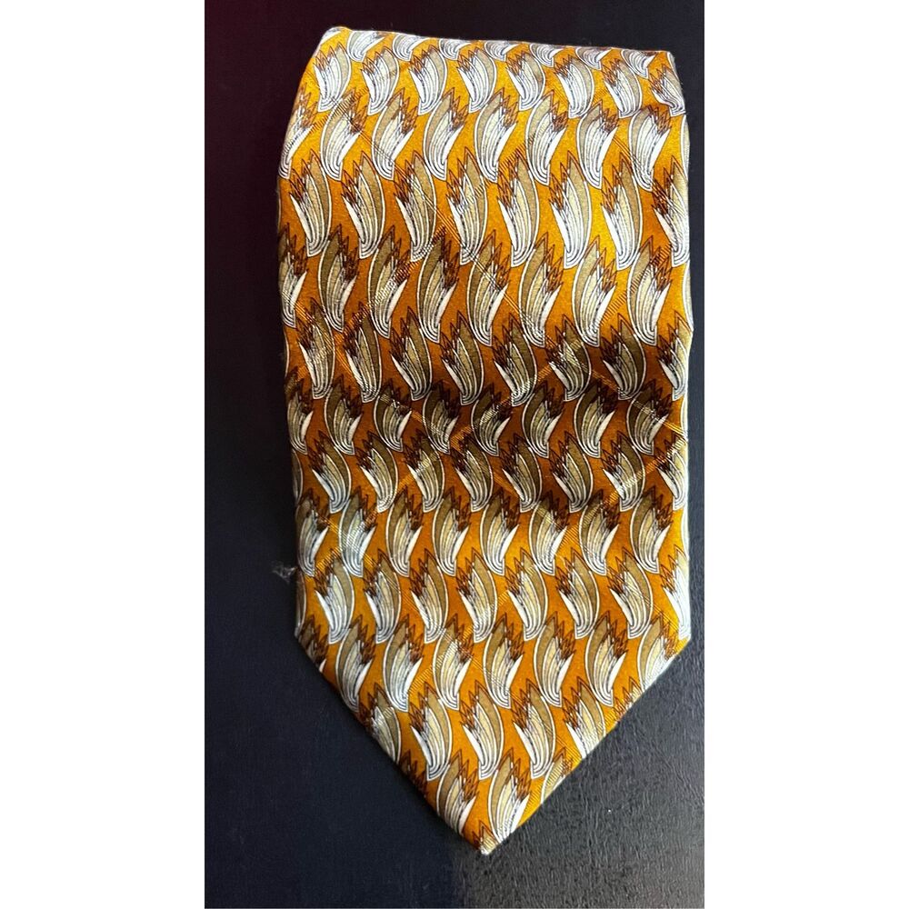 Valentino tie